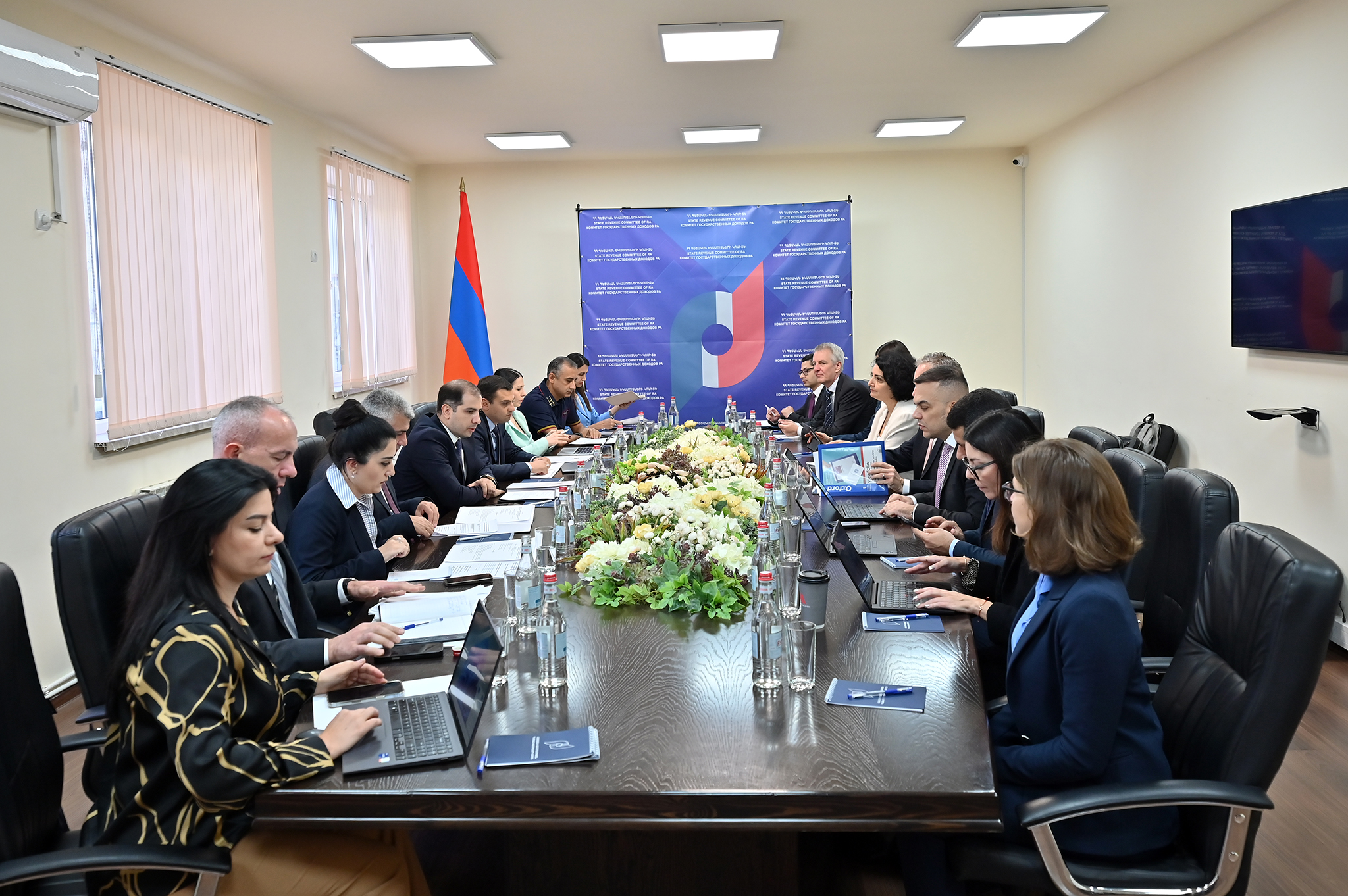 ՊԵԿ նախագահ Էդուարդ Հակոբյանը հյուրընկալել է ԱՄՀ հայաստանյան առաքելության ղեկավար Ալեքսանդր Ֆերենց Թիմանի գլխավորած պատվիակությանը